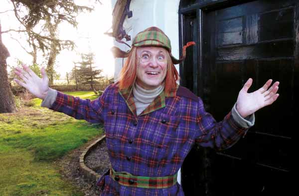 Neal Foster as Aunt Alberta lr